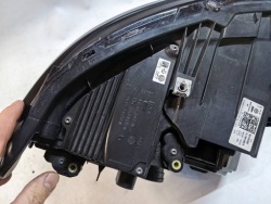 vw T6.1 рестайлинг MULTIVAN - фара full led левая целая