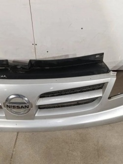 решетка радиатора nissan PRIMASTAR (X83) 623100250 2010