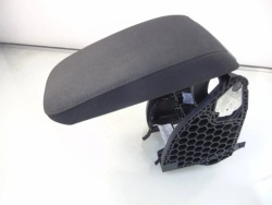 подлокотник SKODA SUPERB II РЕСТАЙЛИНГ 3T0864207E