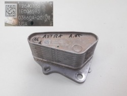 opel ASTRA K 2016 1.0T радиатор охлаждения Масло 12640136