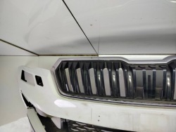 решетка радиатора SKODA KAROQ 57A рестайлинг 2022-
