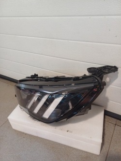 фара левая передняя peugeot 208 2008 full- led 9841642080