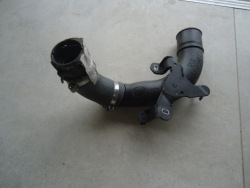 Dacia Duster 1.2TCE шланг труба Воздух 2015 год