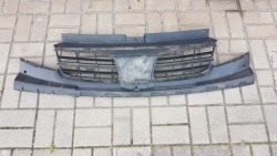nissan PRIMASTAR 06-14 решетка радиатора