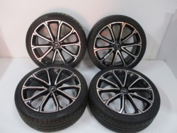 маховика Колесные диски Шины Audi Q3 RSQ3 83A R21 6,5mm