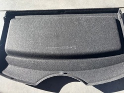 seat Toledo IV HB полка багажника 5JA867769C