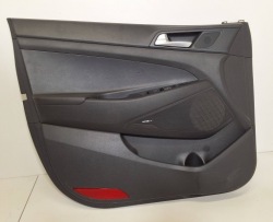 Hyundai TUCSON III дверные карты передний левый с