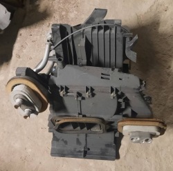 радиатор отопителя клима TRAFIC VIVARO PRIMASTAR 01-14r 8200176789