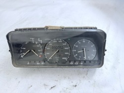 спидометр часы vw T4 transporter 701919033BA