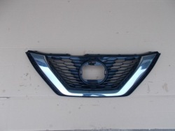 nissan qashqai 2 II 16- решетка радиатора