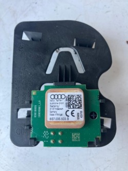 антенна SKODA FABIA III 8S7035503B