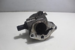 насос вакум renault CLIO III 1.5