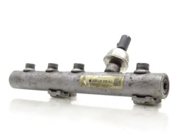 Audi OE 059130089AJ топливная рейка
