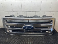 решетка радиатора передний FORD EXPEDITION 8L148200AAW