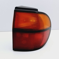 фонарь правый vw Sharan I 907338336 NR231