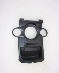 # рамка консоли Fiesta MK7 РЕСТАЙЛИНГ C1BB-18D422-CBW
