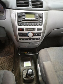 TOYOTA AVENSIS VERSO шланг воды 2002 2.0л