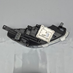 фара левая FORD Fiesta MK8 full led новая oe