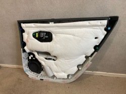 дверные карты задних зад Сторона левый Hyundai IONIQ 5 83915GI000