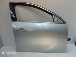 opel INSIGNIA A дверь правая перед Z176