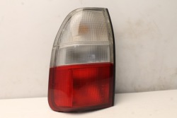 фонарь задняя задний левый mitsubishi L200 2005