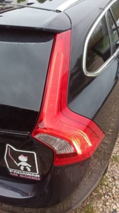 volvo v60 10- фонарь правый
