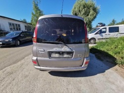 TOYOTA YARIS VERSO петля задних дверь задняя 2005 1.4л