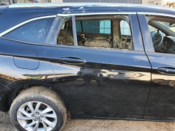 дверь правая задняя opel ASTRA K универсал Z22Y