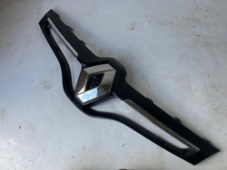 решетка радиатора Emblemat renault SCENIC III второй рестайлинг