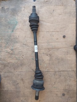BMW OE 7597681 полуось