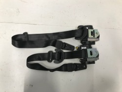 Audi A4 B9 ремень безопасности правая передний левый 2X