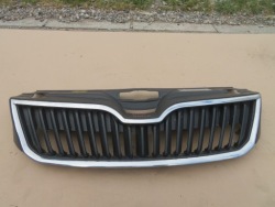 SKODA RAPID II 5JA решетка радиатора хром хорошее состояние 5JA853668