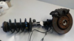 BMW F31 поворотный кулак, цапфа правая перед