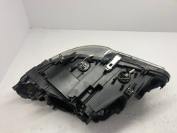 BMW 5 F10 F11 фара 7203246