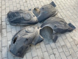 MINI COUNTRYMAN R60 подкрылок перед зад левое правое