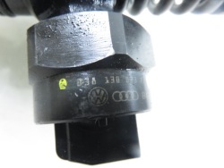 seat Alhambra I Audi A4 B6 1.9 tdi 130KM насос форсунка 038130073F 0414720007