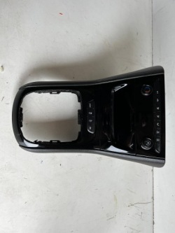 opel ASTRA K тунель средний консоли