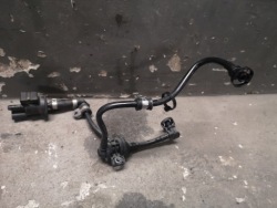 клапан давления Audi A4 B7 2.0 TFSI 06F133781M