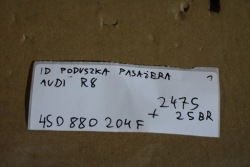 подушка пассажира Audi R8 1