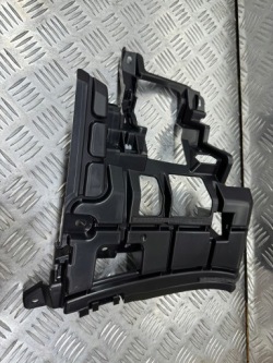 lexus RC 300 RC350 RC200 РЕСТАЙЛИНГ крепление галоген правый