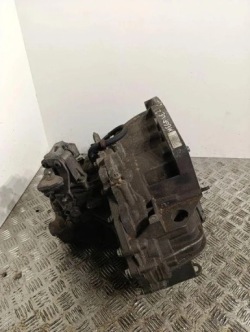 8200370824 акпп renault SCENIC II 1.9