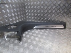MASERATI LEVANTE молдинг порога правая левый 670040374 670040373