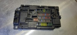 блок предохранителей модуль MINI COOPER R56 519398077 3455235-02