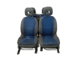 TOYOTA RAV4 II 00-05 кресло кресла диван зад перед версия 3D