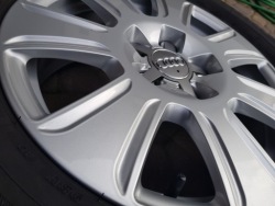 Колесные диски с шинами Audi Q3, 16'