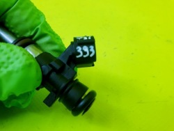 форсунка S3 A3 GOLF VII 2.0 06L906031A