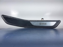 BMW 7 F01 молдинг декоративная порога зад правый led 8046290
