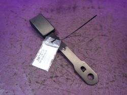 ROVER 45 99-05 защелка ремень безопасности правый перед 240303