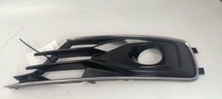 Накладка противотуманной фары галоген правая 4G0807681AE Audi A6 C7 РЕСТАЙЛИНГ