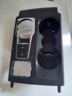 FORD Focus MK4 рамка консоль средняя JX7BA045B44AB3ZHE